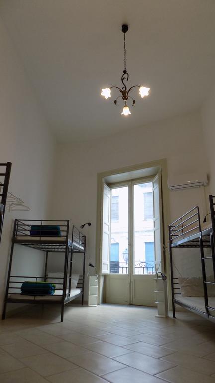 Vespa B&B Палермо Екстериор снимка