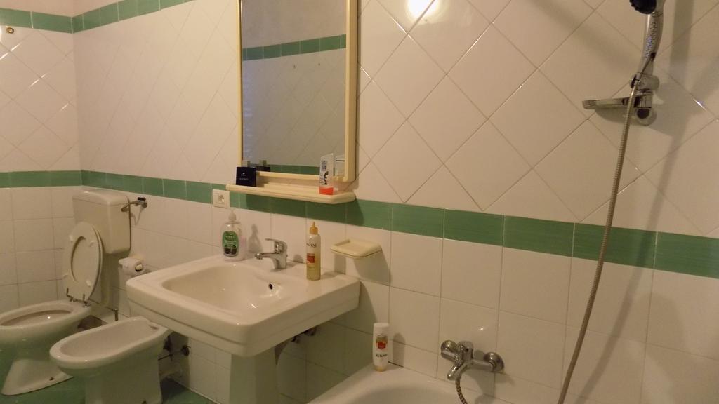 Vespa B&B Палермо Екстериор снимка