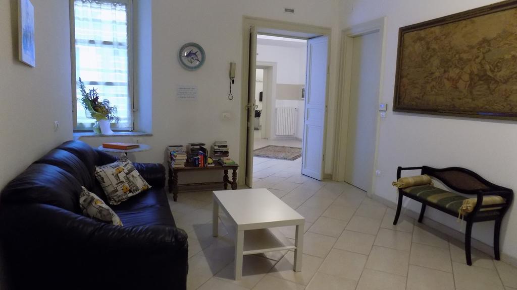 Vespa B&B Палермо Екстериор снимка